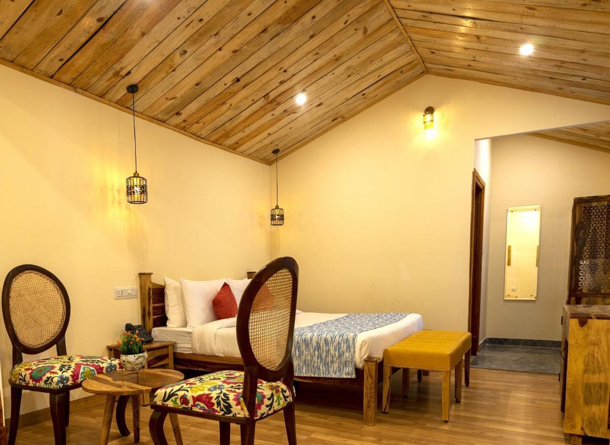 Aamod At Shoghi Luxury Cottage Resort Shimla Eksteriør billede